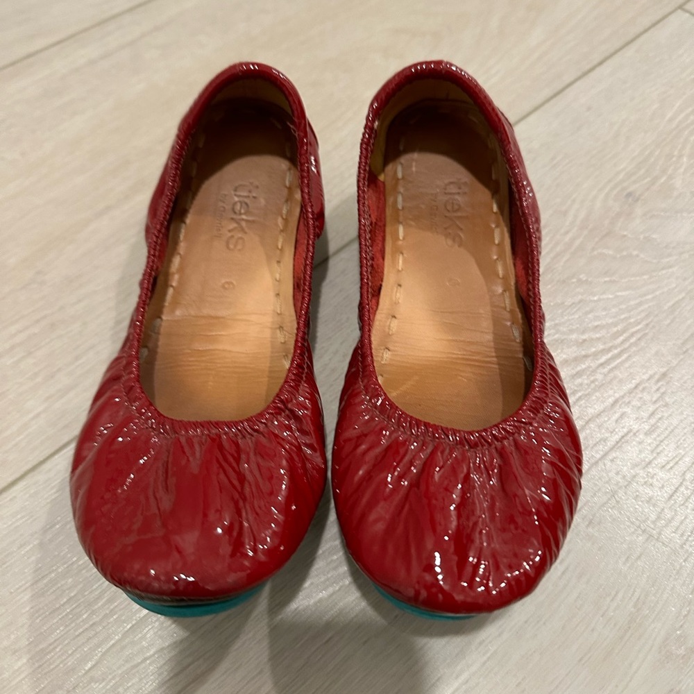 Tieks by Gavrieli Red Leather Ballet Flats Foldable Shoes Womens Size 6